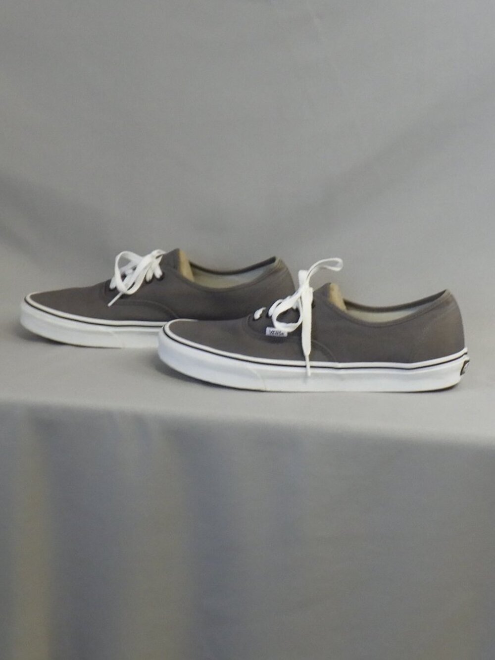 Men's Grey Vans Authentic Low Top Sneakers